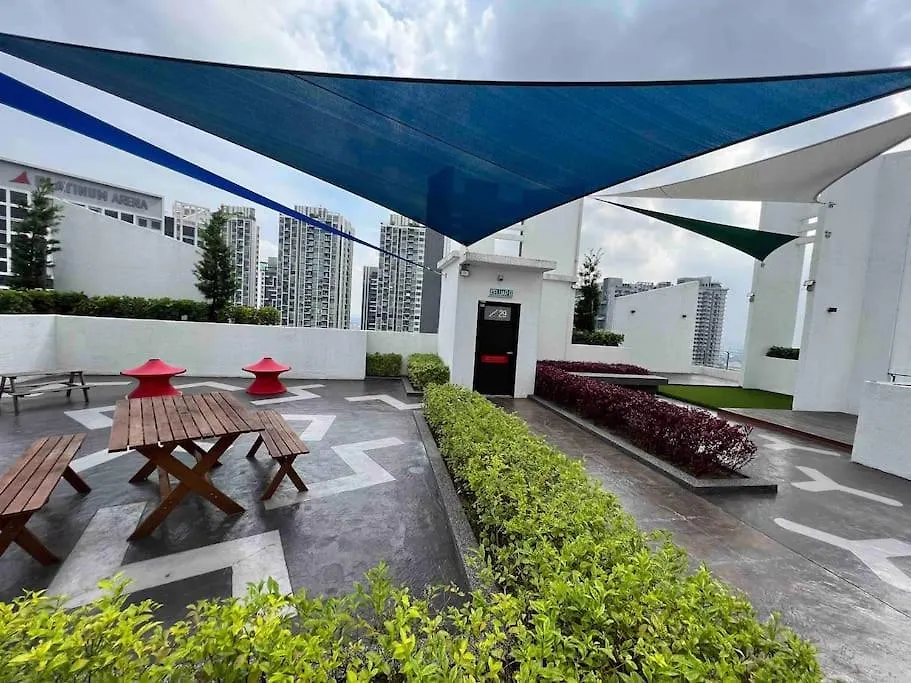 Bliss Cool Home 2Rooms 4Pax 1Carpark 24H7D Easy Self Access Kuala Lumpur 0*,  Malaysia