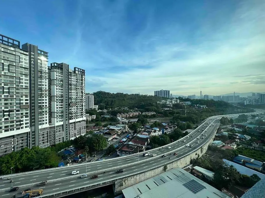 Bliss Cool Home 2Rooms 4Pax 1Carpark 24H7D Easy Self Access Kuala Lumpur 0*,